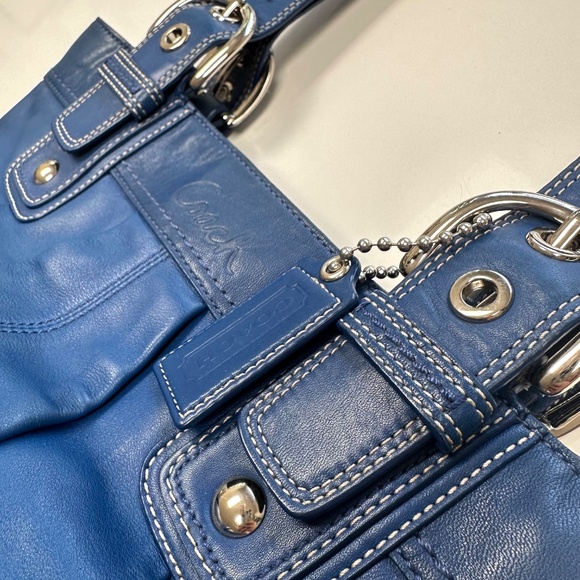 Coach Bag - Picture 3 of 8